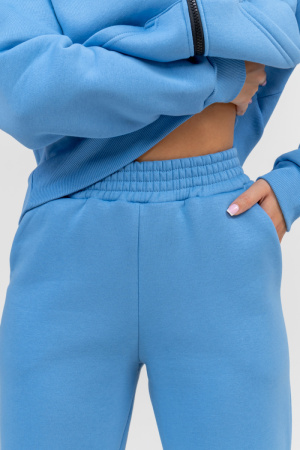 27de674e-fa22-443e-96aa-661f0cff3e46